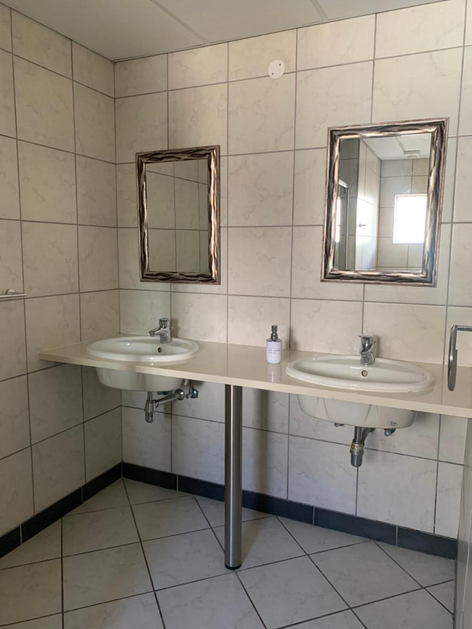 Hotel Pension Casa Africana Windhoek Luaran gambar