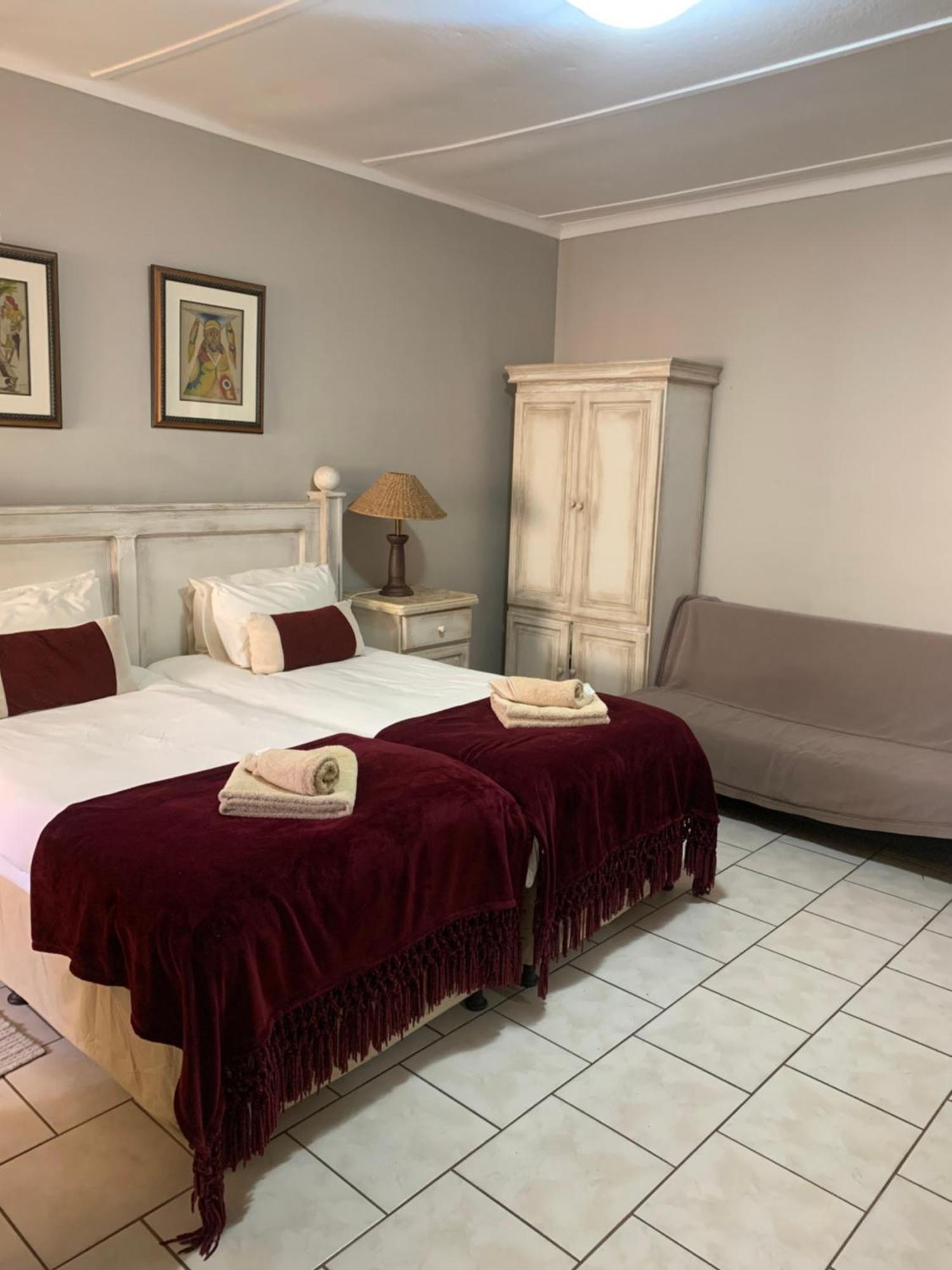 Hotel Pension Casa Africana Windhoek Luaran gambar